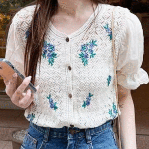 繡花織紋排釦針織上衣